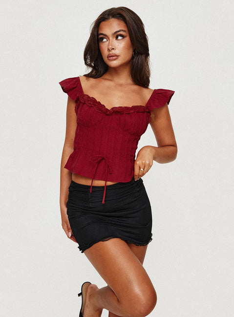 front view of model wearing Princess Polly Mylan Top Burgundy Short Sleeves Sweetheart 