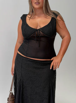 Quani Lace Top Black Curve