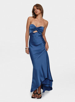 front view of model wearing Princess Polly Stand A Chance Twist Detail Maxi Dress Navy Sweetheart Neckline 