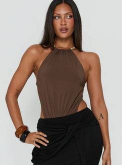 Showcasing the Noree Bead Detail Bodysuit Mocha womens-bodysuit with sleeveless design front view of model wearing Princess Polly