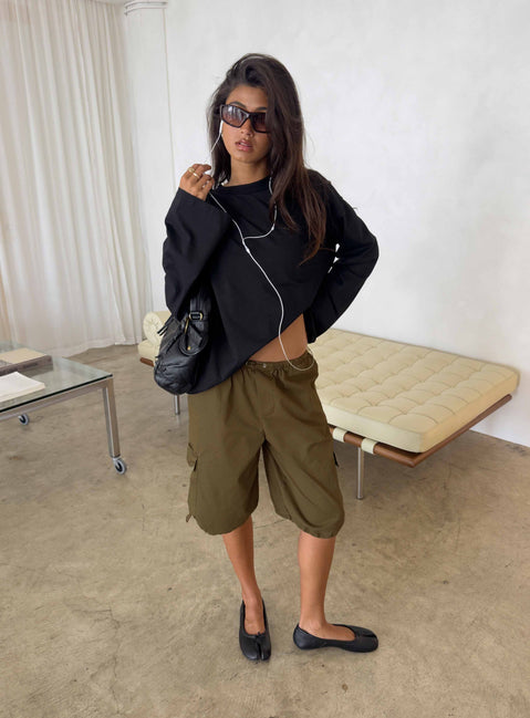 Allyza Baggy Cargo Shorts Olive Tall