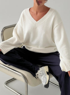 front view of model wearing Princess Polly Kaileigh V Neck Knit Sweater Cream Longline Jumpers 
