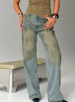 Showcasing the Top Model Jean Stone Blue womens-jeans in high-rise fit front view of model wearing Princess Polly