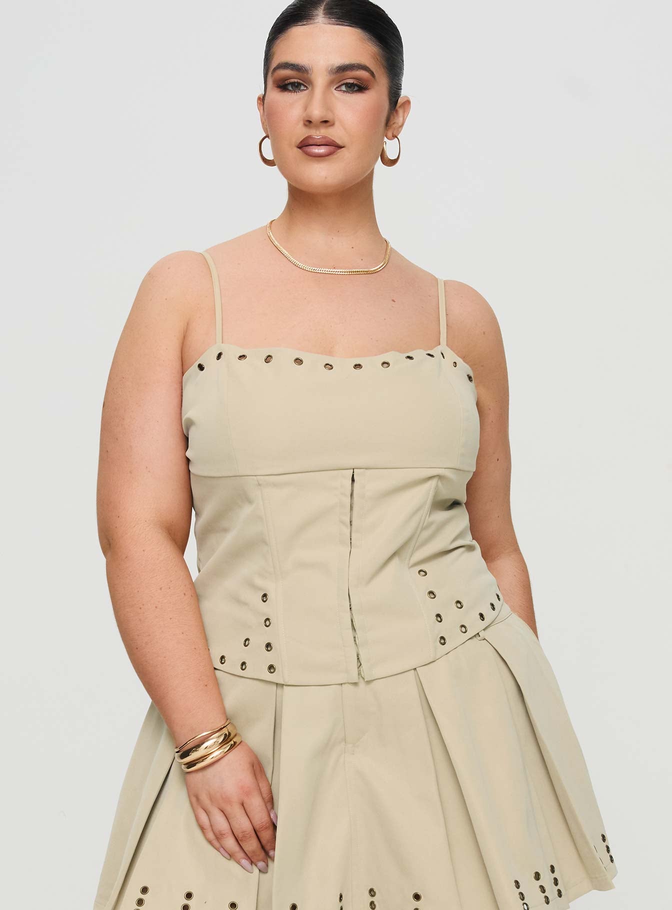 front view of model wearing Princess Polly Alinzia Eyelet Corset Top Beige Curve Sleeveless Square Neck 