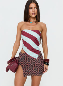   front view of model wearing Princess Polly Aztro Micro Mini Skirt Groovy Multi Mini Skirts 