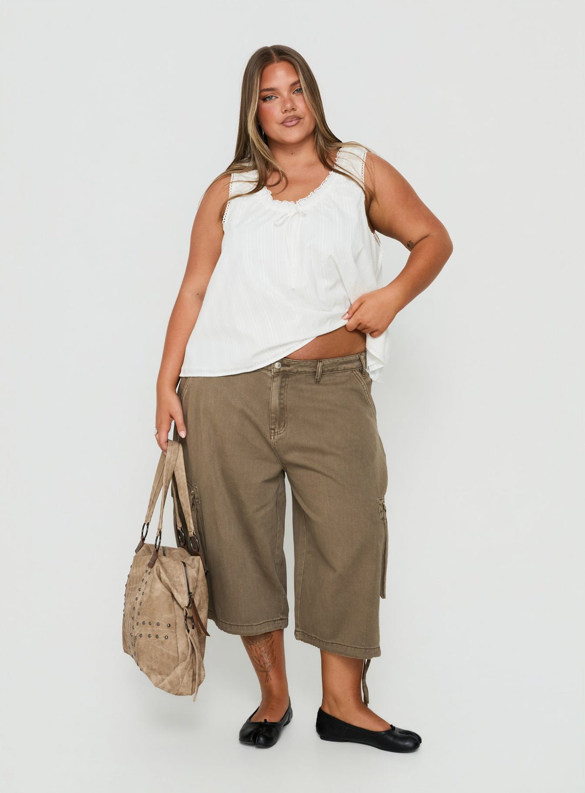 Hudsen Longline Cargo Shorts Khaki Curve