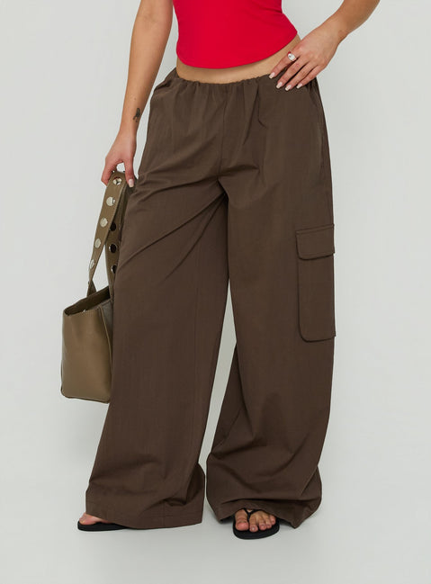 Crafted with the Lunea Concealed Waistband Cargo Pants Brown womens-regular-pants featuring high-rise detail Princess Polly