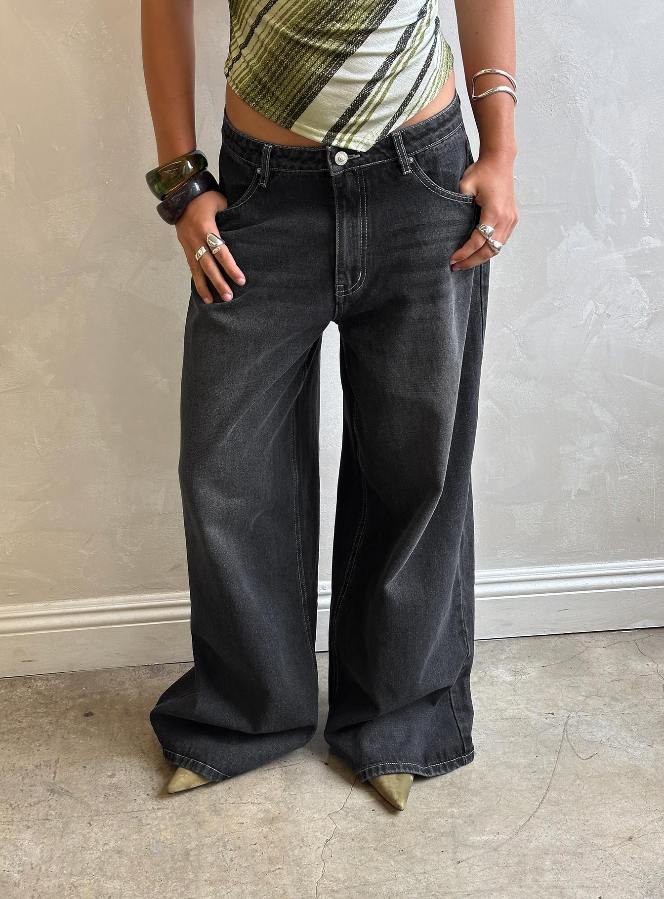 Showcasing Naylor Wide Leg Jeans Grey Wash Petite womens-jeans with high-rise front view of model wearing