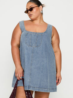 front view of model wearing Princess Polly State Of Mind Mini Dress Blue Denim Curve Scoop Neck 