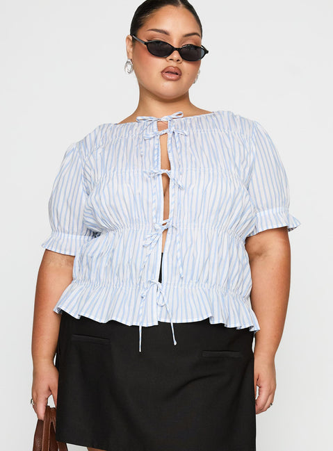front view of model wearing Princess Polly Alistair Bow Tie Top Blue / White Stripe Curve Half Sleeves Crew Neck 
