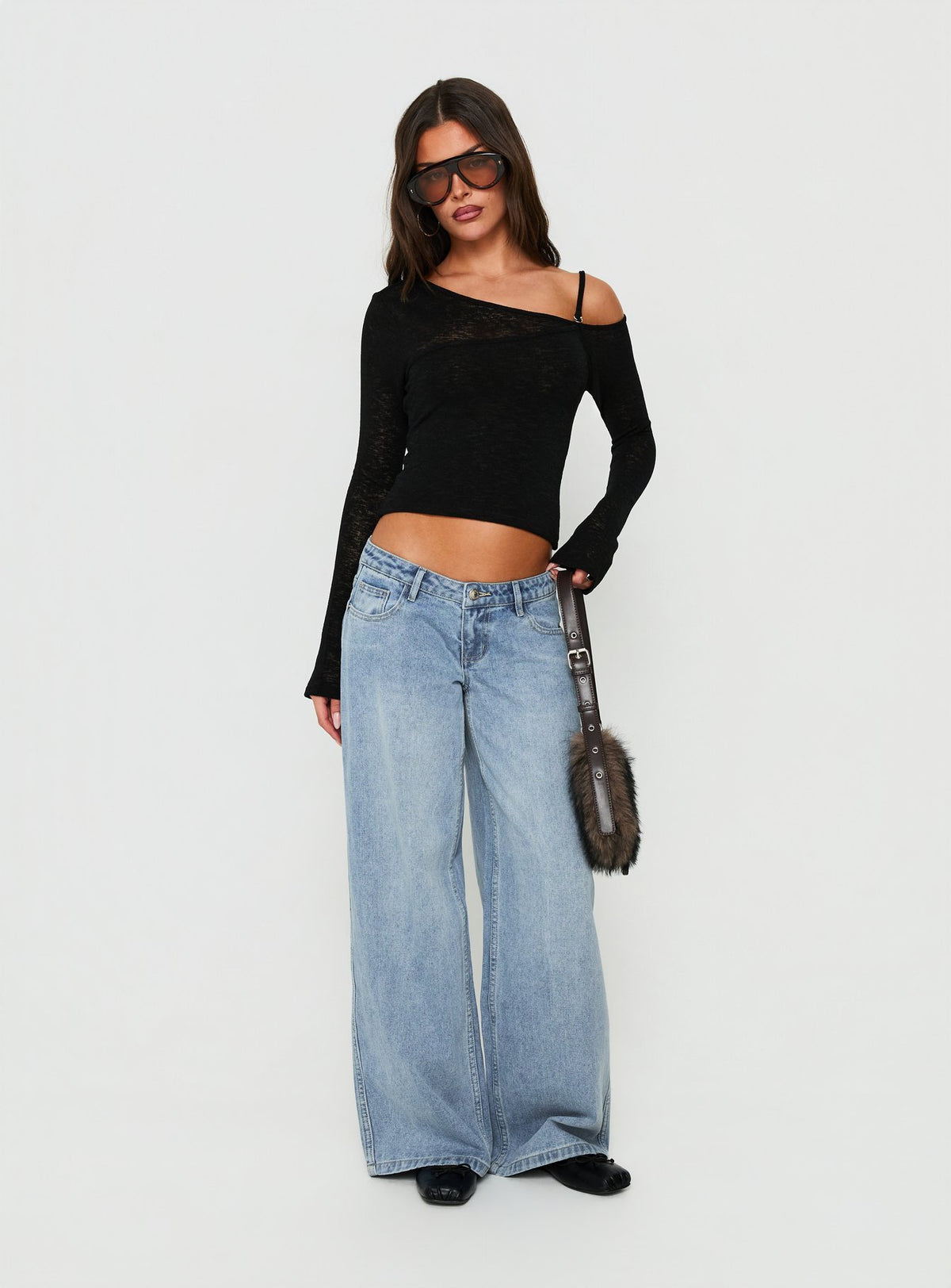 Picco Ultra Low Rise Wide Leg Jeans Light Blue Wash Petite