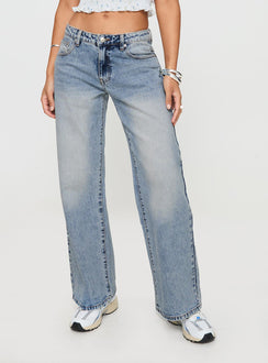 front view of model wearing Princess Polly Ronine Low Rise Wide Leg Jean Light Wash Low Rise Jeans 
