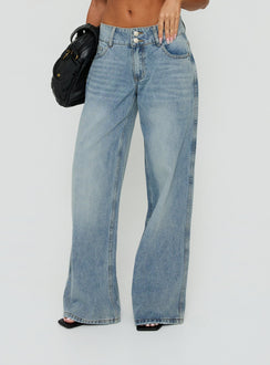 Crafted from Ramos Low Rise Double Button Wide Leg Jeans Light Vintage Blue womens-jeans featuring low-rise detail front view of model wearing