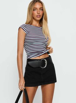   front view of model wearing Princess Polly Nicolina Low Rise Denim Mini Skirt Washed Black Mini Skirts 