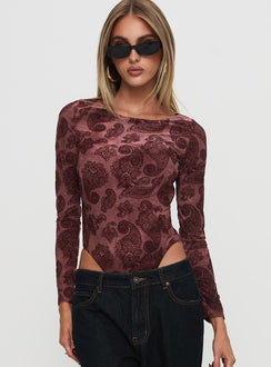 front view of model wearing Princess Polly Spruce Bodysuit Red Paisley Long Sleeve Tops 