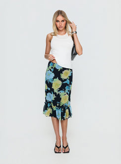   front view of model wearing Princess Polly Tarla Midi Skirt Crystal Black Flower Midi Skirts 