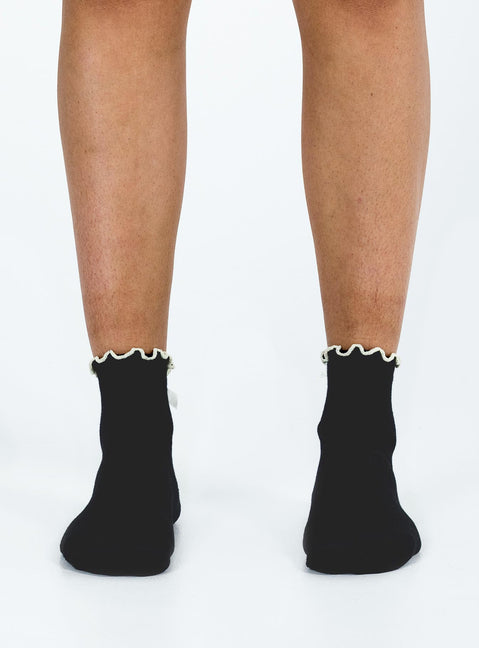 Socks Bow detail Lettuce edge cuff Good stretch