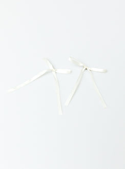 Hair bow Silky material Alligator clip