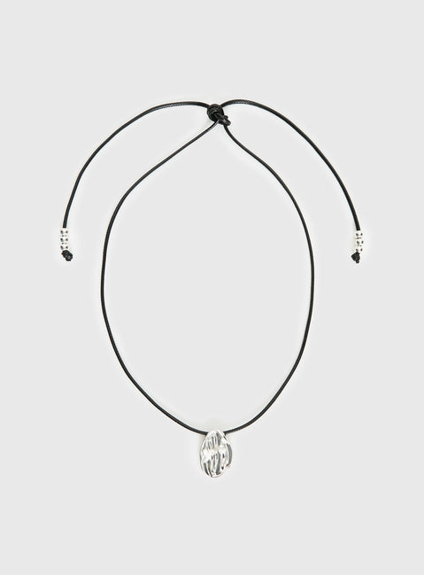 Mayve Cord Necklace Silver