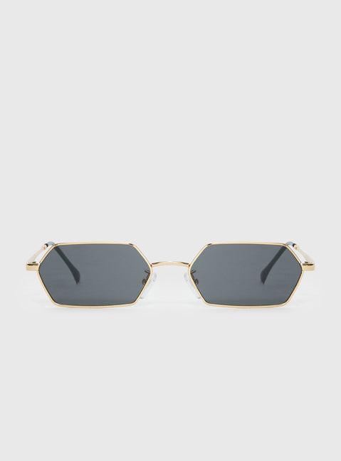 Coast To Coast Sunglasses Gold / Black
