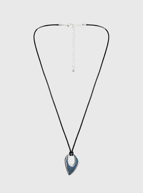 Demetria Pendant Necklace Silver