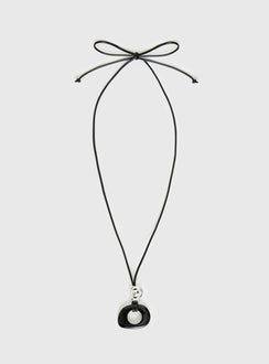 Static Romance Pendant Necklace Black