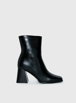 Zilah Heeled Ankle Boots Black