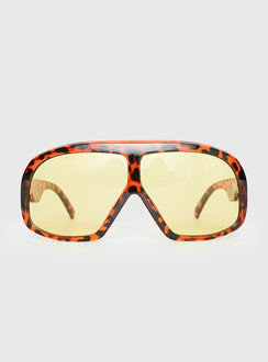 Thandi Sunglasses Tort / Yellow