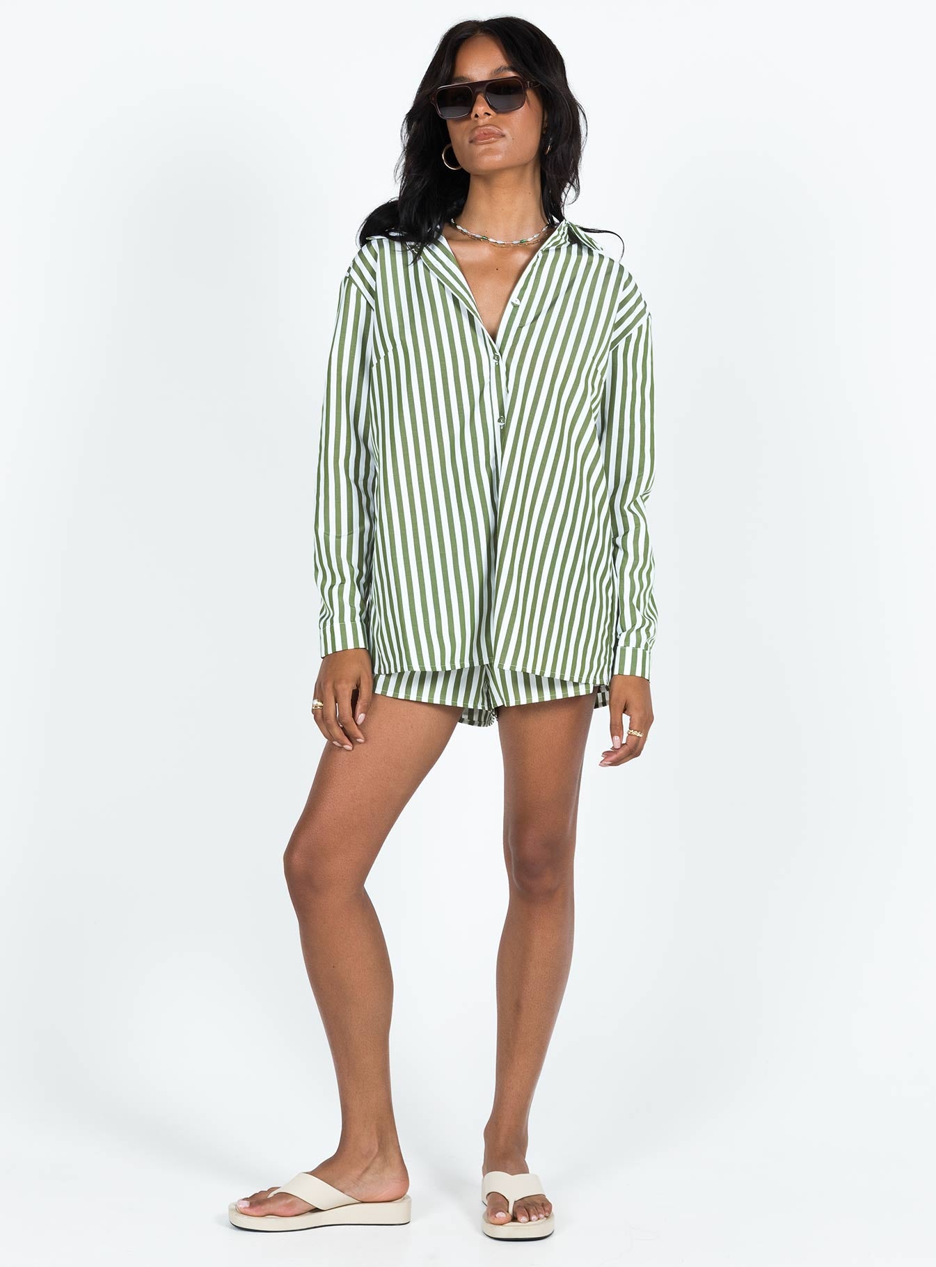 Matching set Striped print Classic collar Button front fastening Single-button cuff High waisted shorts  Drawstring waistband