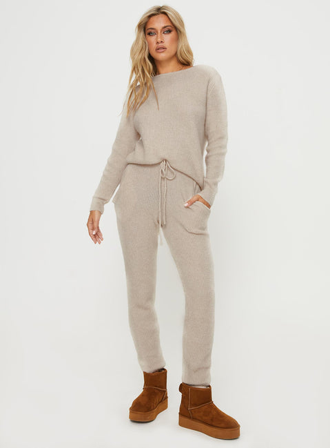 Abrams Rib Knit Crew Sweater Beige Princess Polly  regular 