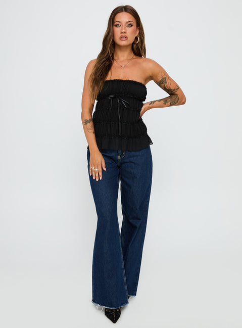 front view of model wearing Princess Polly Avelina Strapless Top Black Sleeveless straight 