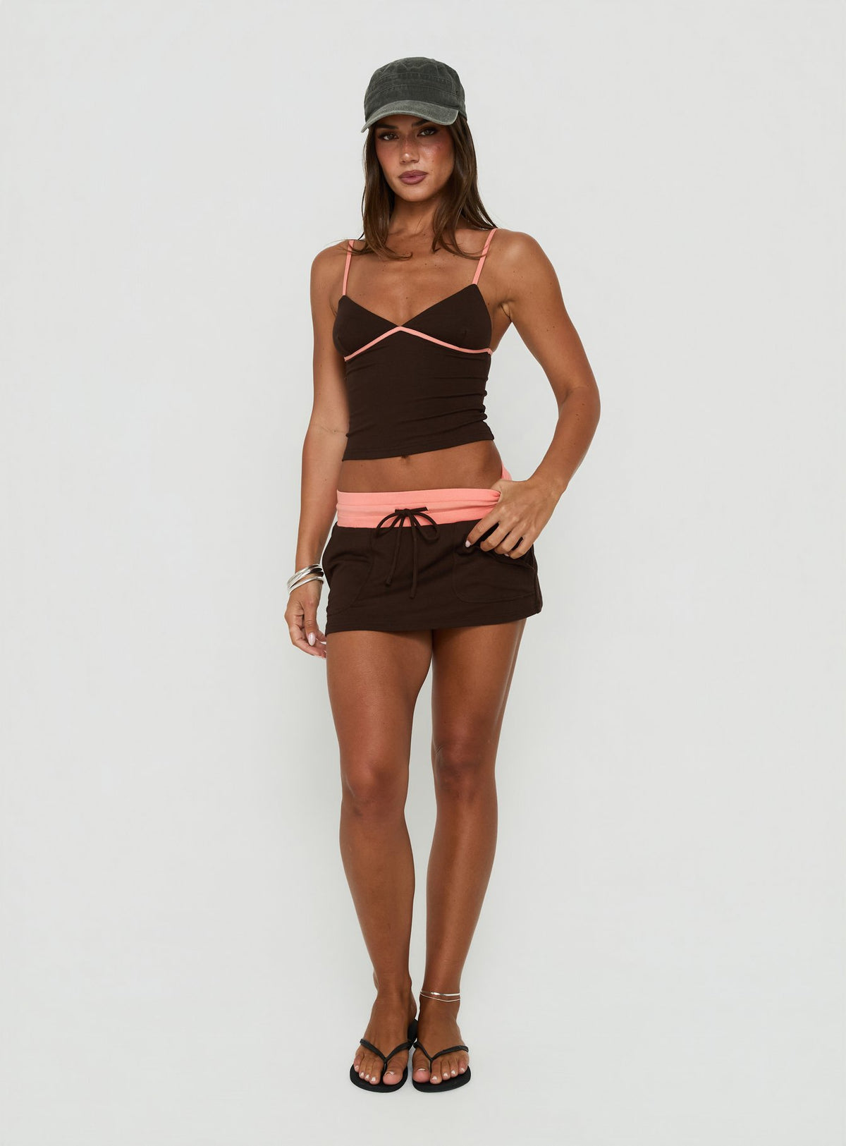 Livia Micro Rib Mini Skort Brown / Coral