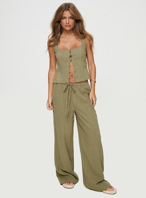 front view of model wearing Princess Polly Zenda Linen Blend Top Olive Sleeveless Square Neck 