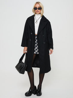 Longline coat Lapel collar, button fastening at front, front pockets Non-stretch, fully lined 