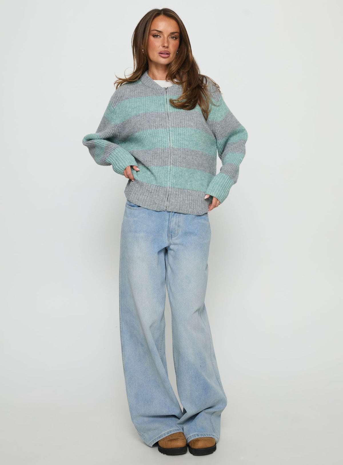 front view of model wearing Princess Polly Queena Zip Through Knit Sweater Grey / Blue Stripe Cropped Jumpers 
