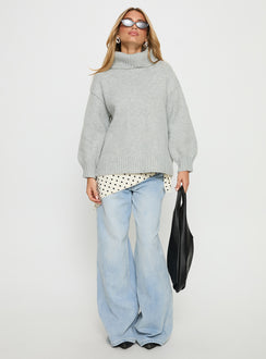 front view of model wearing Princess Polly Let Love In Knit Sweater Grey Longline Jumpers 