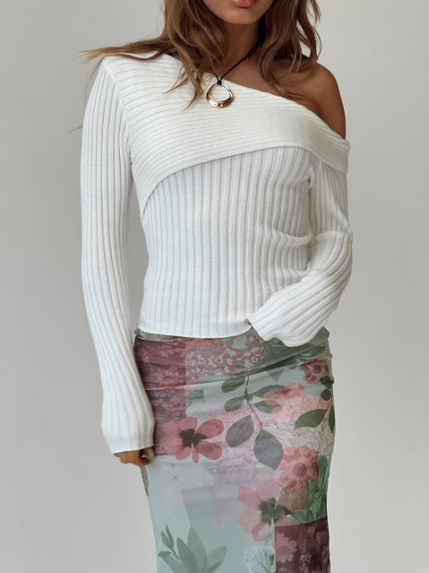 front view of model wearing Princess Polly Jaybell Cold Shoulder Sweater White Cropped Jumpers Jumpers 