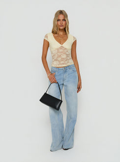 Zandie Textured V Neck Short Sleeve Top Cream