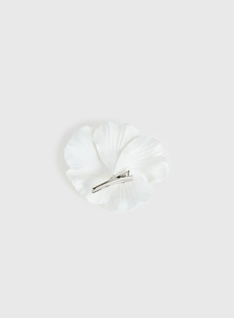This Fate Flower Hair Clip Cream