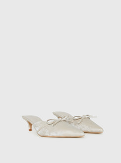 Unrivaled Pointed Toe Faux Suede Heels Beige