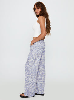 Vendi Low Rise Pant Lilac Floral Low Rise Pants Pants 