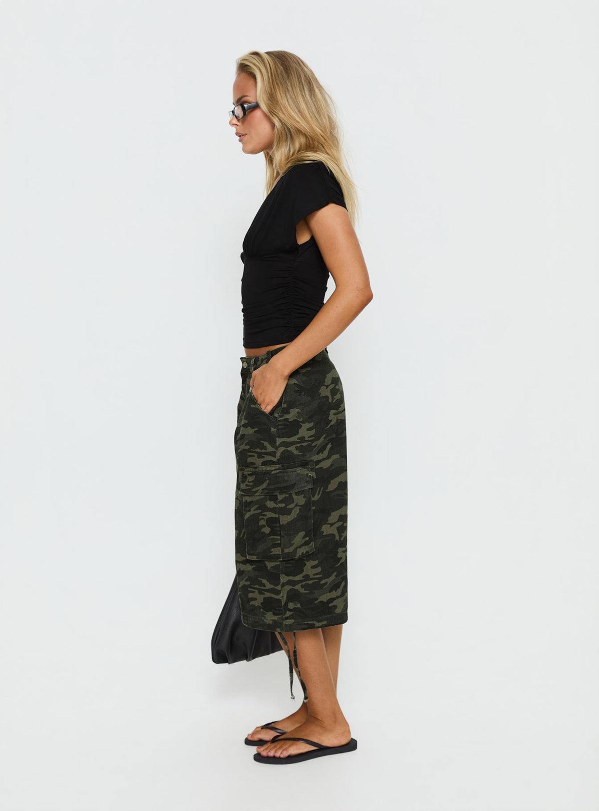 Hudsen Longline Cargo Shorts Camo Petite