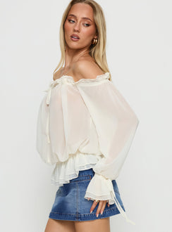 Madelina Frill Long Sleeve Top Cream