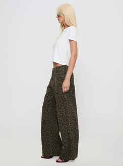 side view of model wearing Princess Polly Briony Jean Leopard Mid Rise 