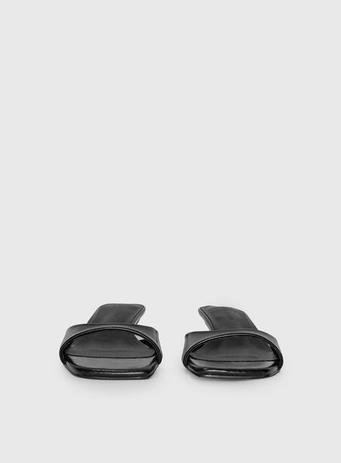 Billini Blossom Heels Black