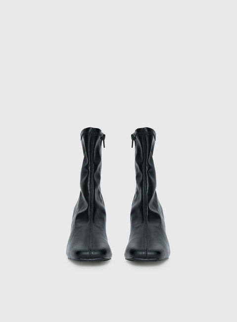 Therapy Bette Boot Black