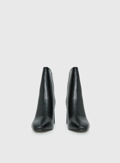 Sawyer Ankle Boots Black