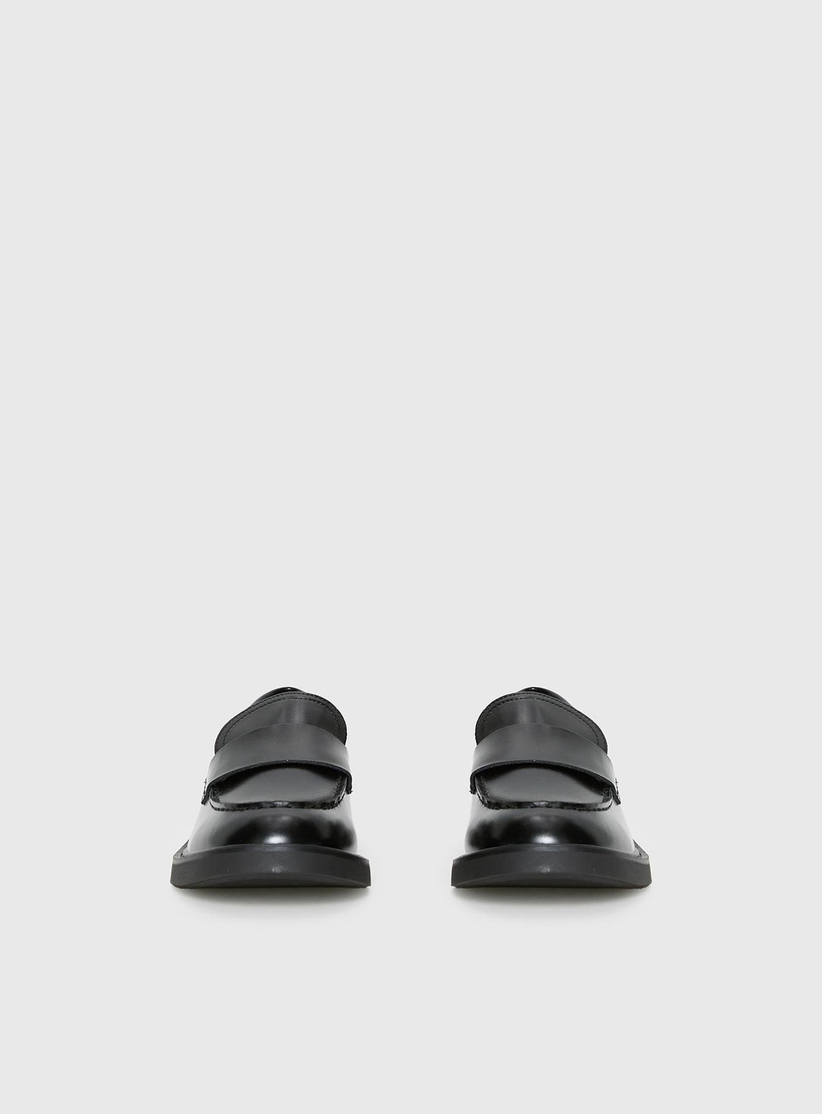 Windsor Smith Yearn Loafers Black