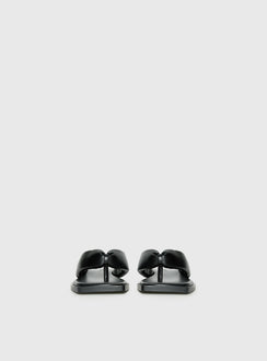 Rylin Puff Thong Sandals Black