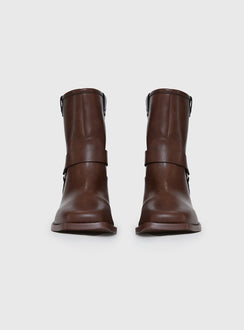 Clovers Boots Brown